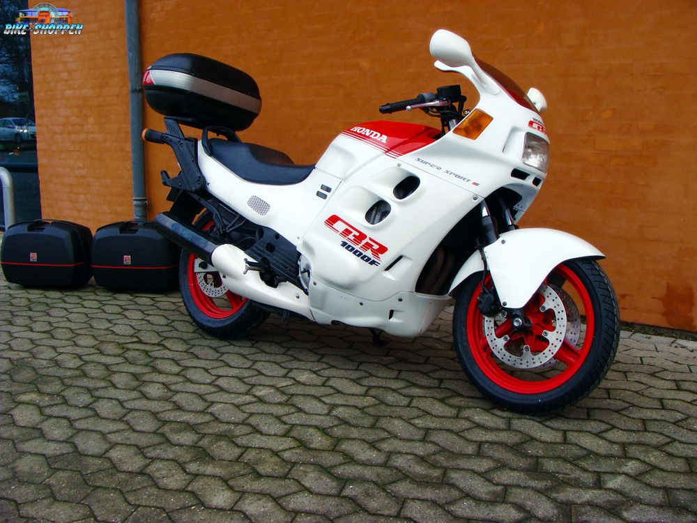 Honda CBR 1000 F SC21