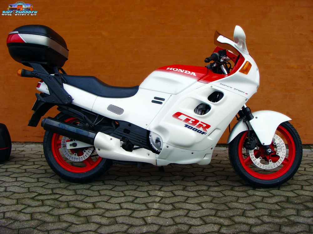 Honda CBR 1000 F SC21