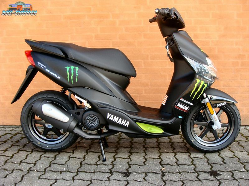 forlade to uger jul Yamaha Jog-R Monster Edition